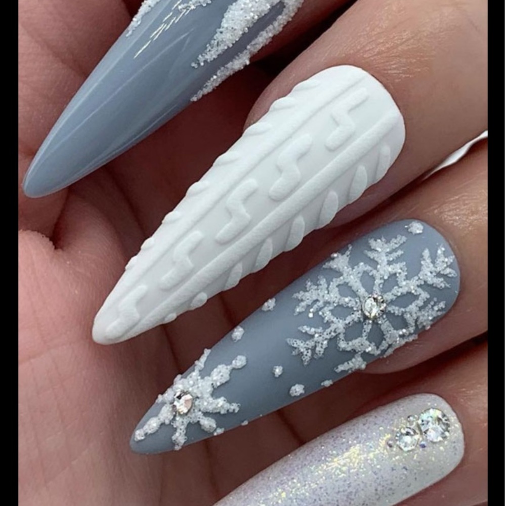 Press On Nails - image 1